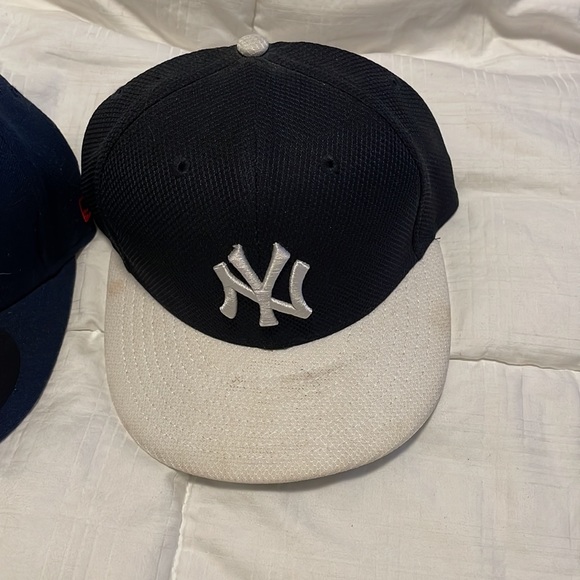 New Era/ SnapBack Fitted Hats - Picture 2 of 16